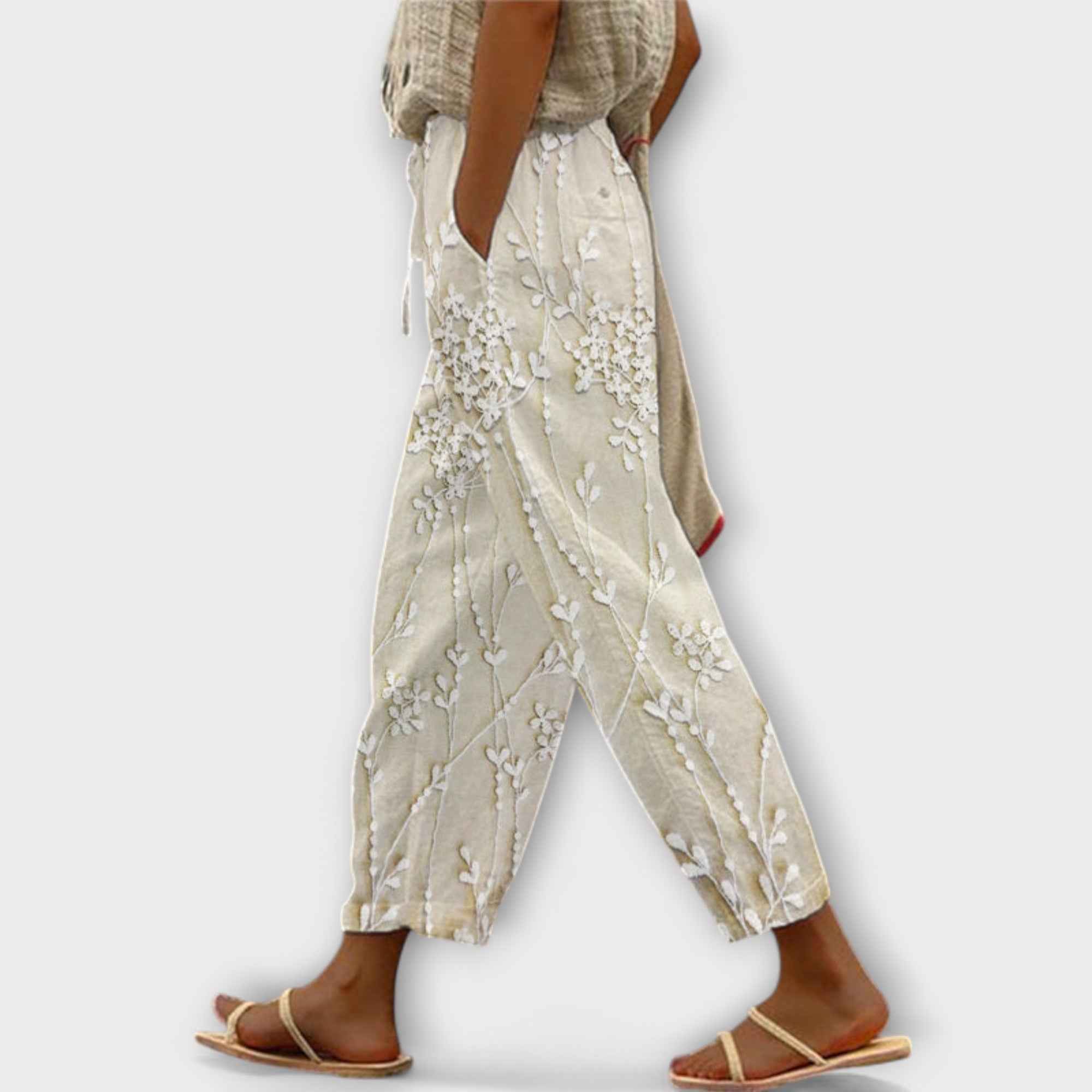 Zoey - Printed Pants with Grape Leaf Pattern